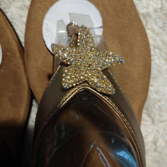 Aerosols Rhinestone Pavé Bronze Thong Sandals 9.5 - Picture 3 of 8